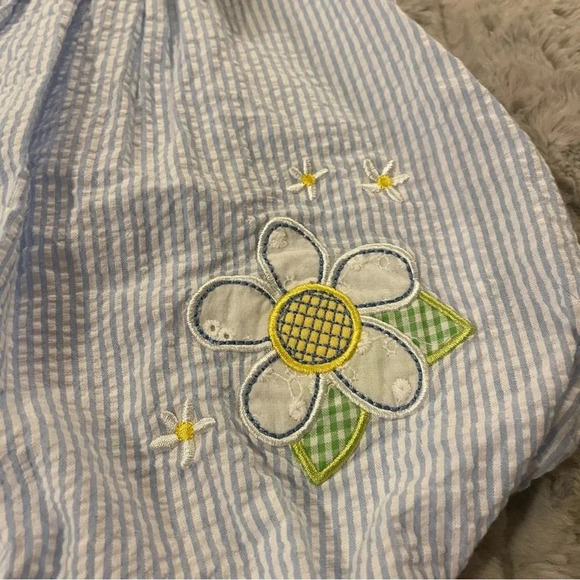 Seersucker Romper - Picture 2 of 5